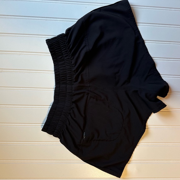 Vuori Dash Shorts - Picture 5 of 9